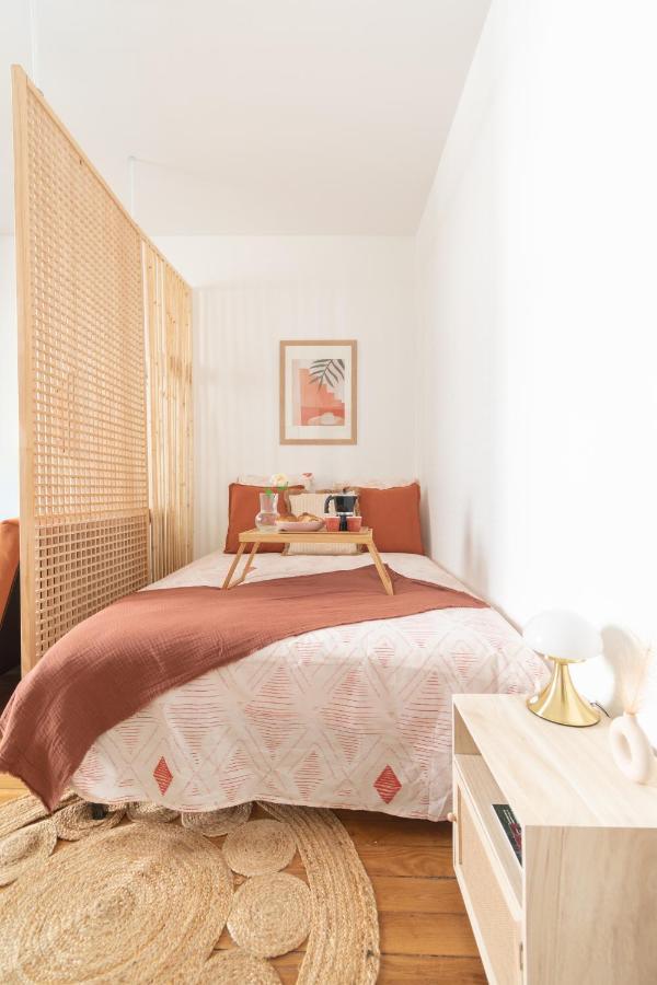 Cosy Et Comfort Studio Equipe A Clichy 5 Min Metro Екстер'єр фото