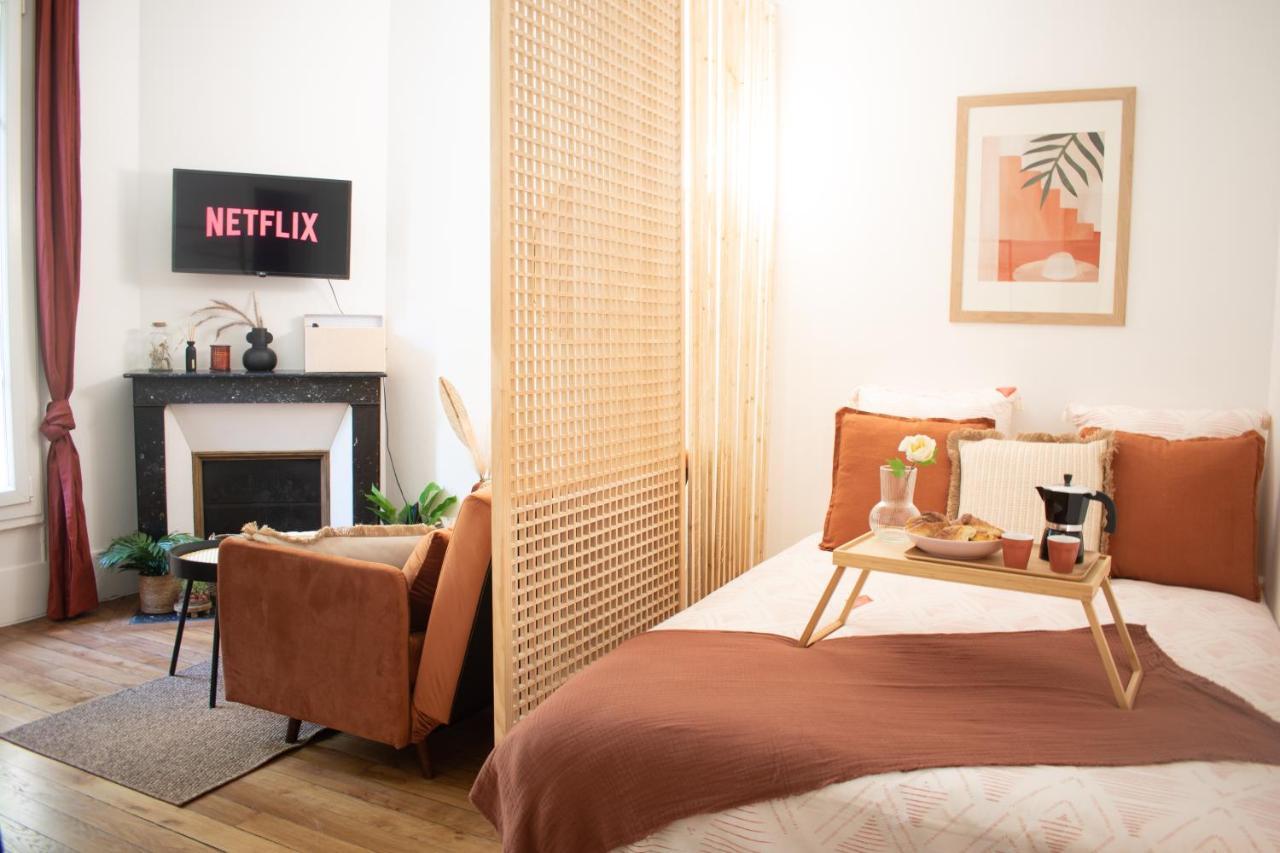 Cosy Et Comfort Studio Equipe A Clichy 5 Min Metro Екстер'єр фото